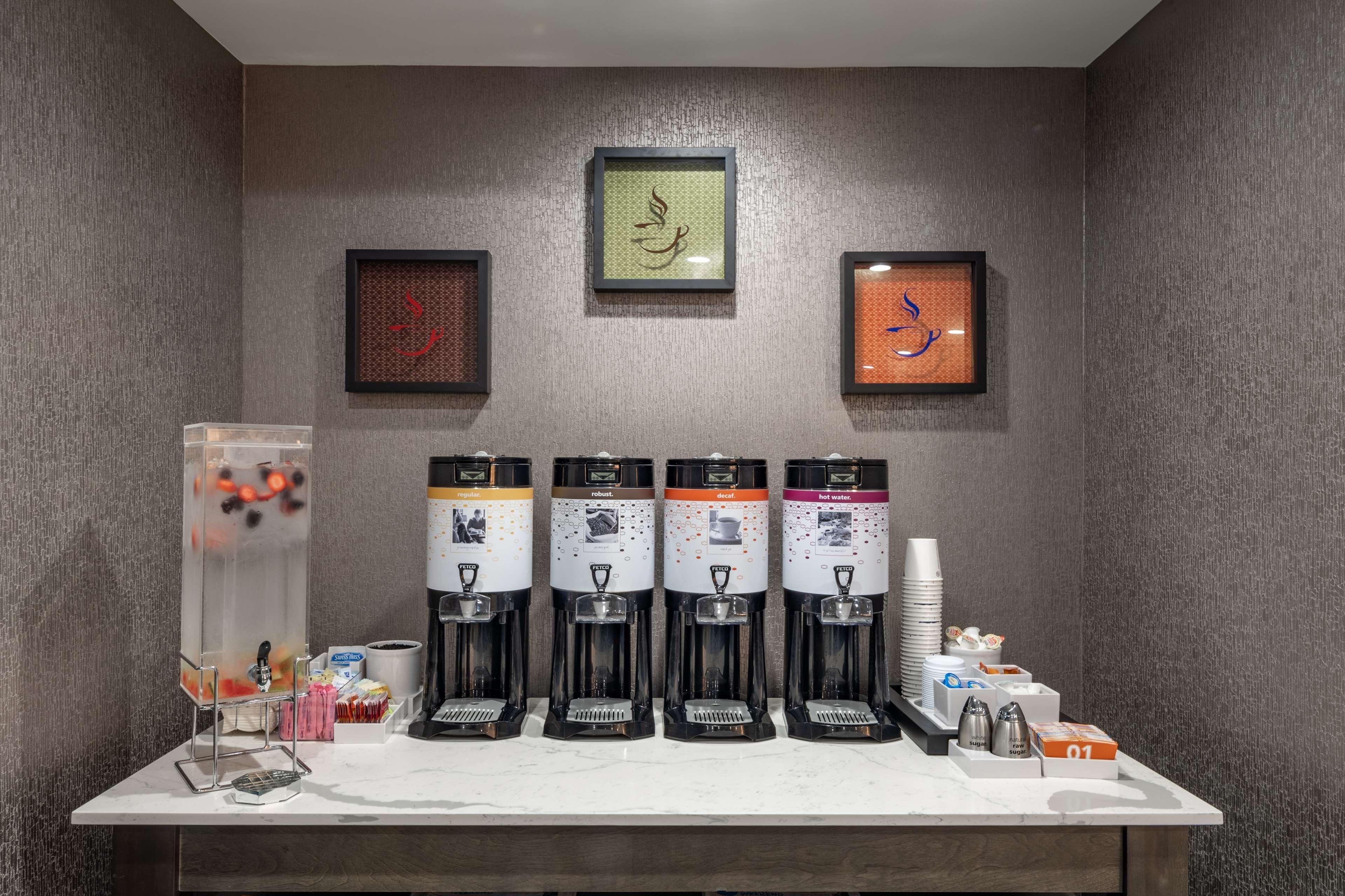 达拉斯-普莱诺市中心汉普顿套房酒店 外观 照片